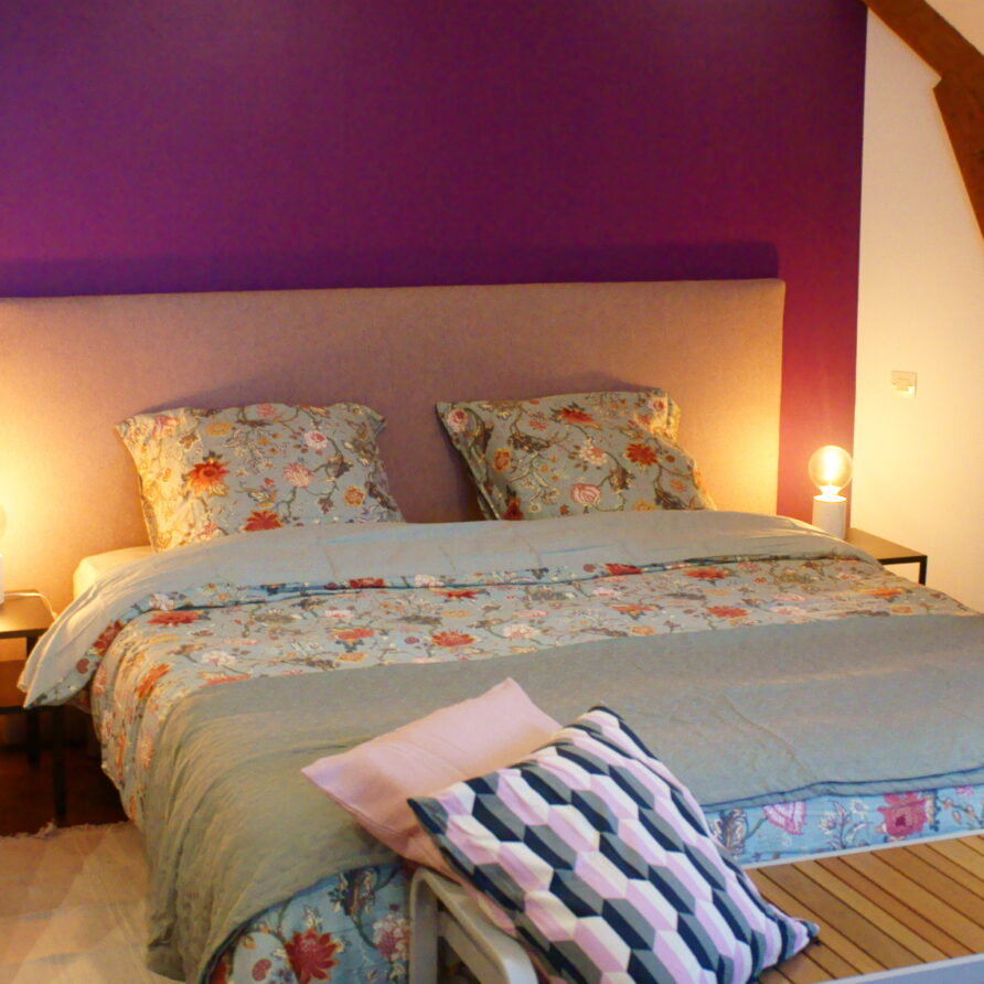 Chambres-dHotes-La-Bonne-Voie-Confort-Room-Bed-Close-Up
